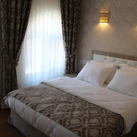 Ararat 4*