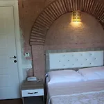 Ararat 4*